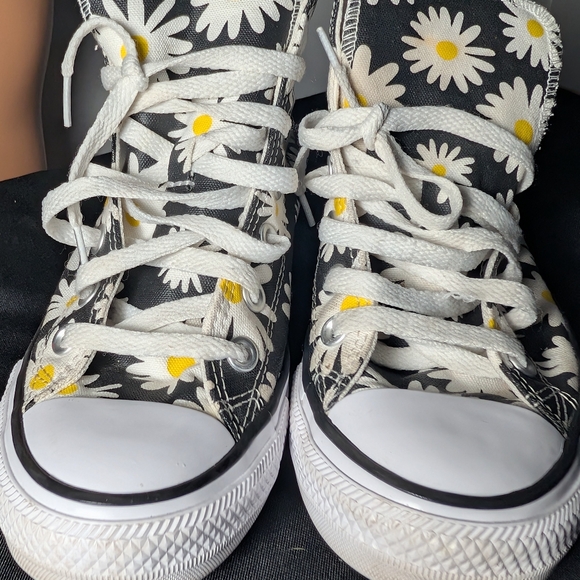 Converse All Star high top Daisies canvas trainers with pockets Size 7 - Picture 2 of 8